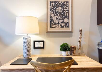 Hip Urban Loft - Small Town Charm - 124 Lofts #1 West Dundee Bagian luar foto